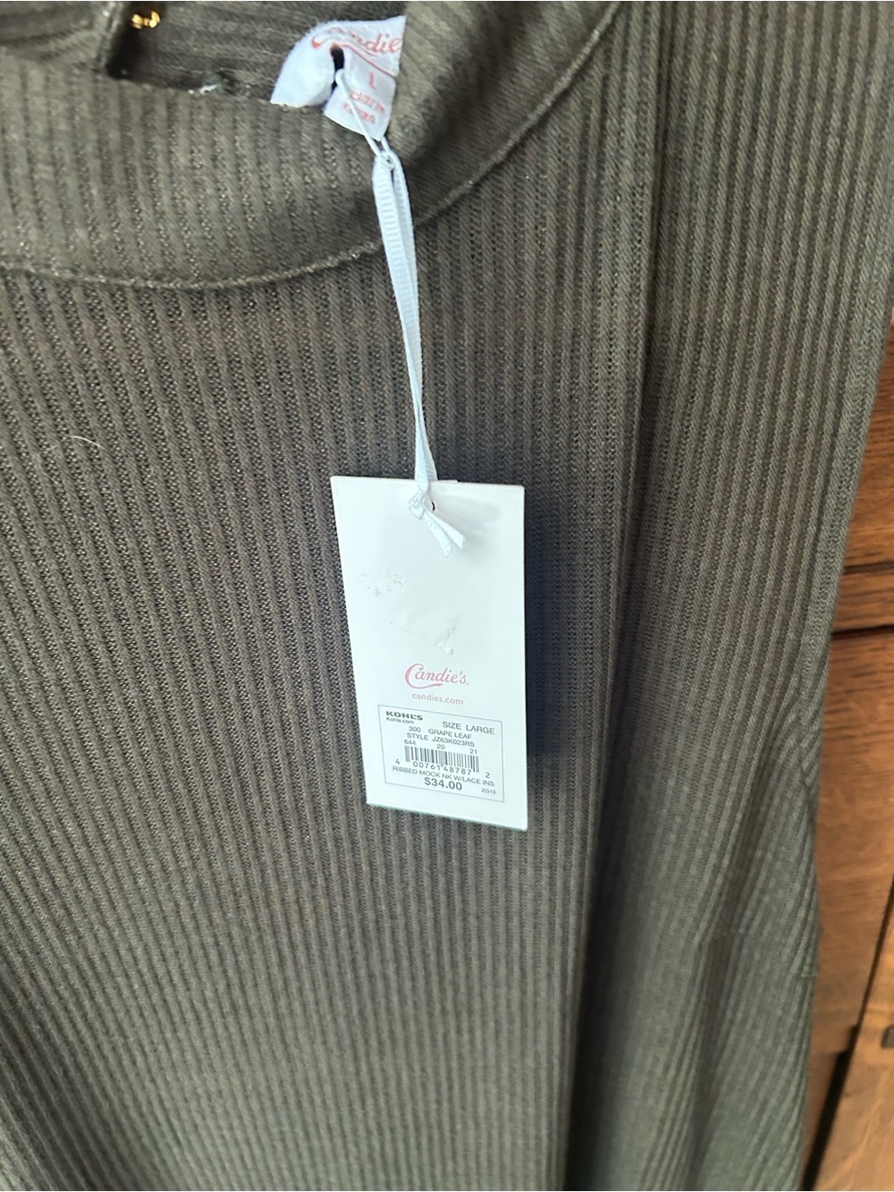 NWT-Candie's Olive Ribbed Mock Neck Sleeveless Tank-large - Picture 3 of 6